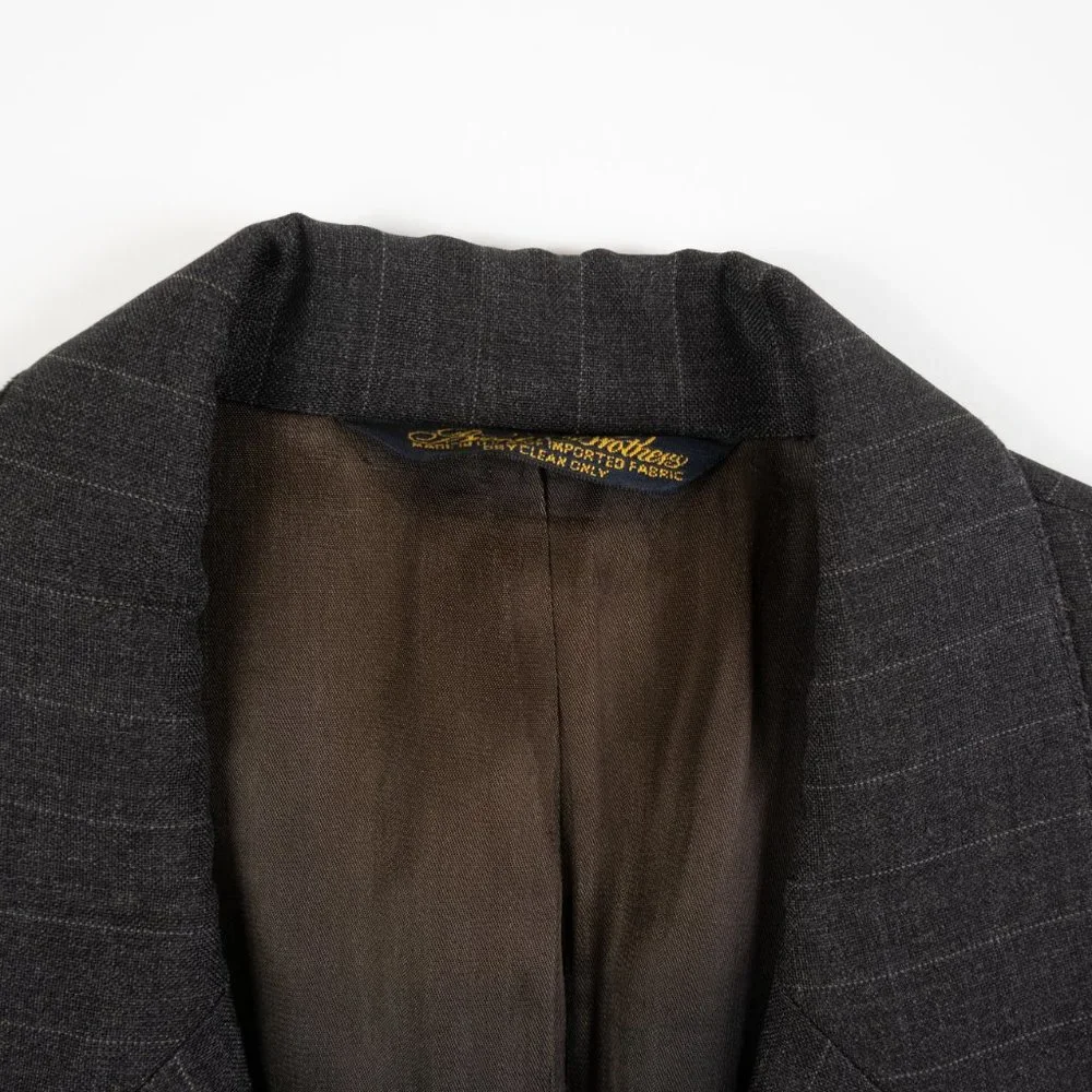 BROOKS BROTHERS charcoal grey pinstripe blazer jacket size 39R